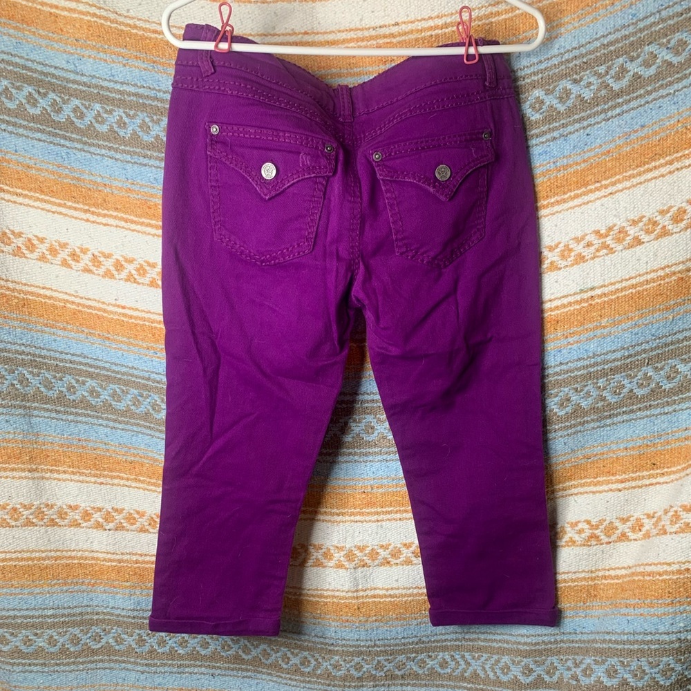 Distressed capris - Picture 2 of 2